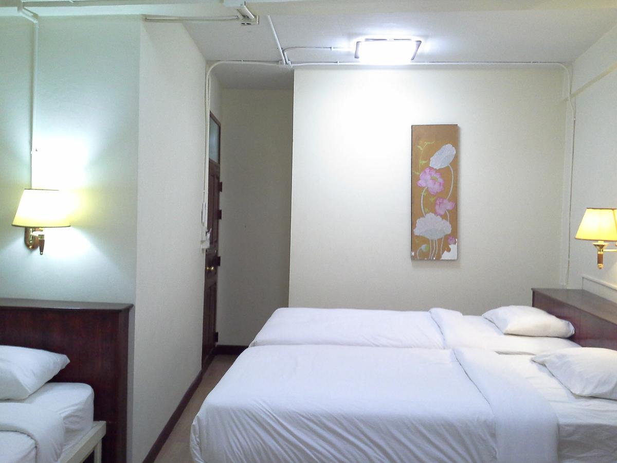Bc Guesthouse Banglamphu Bangkok Exterior photo